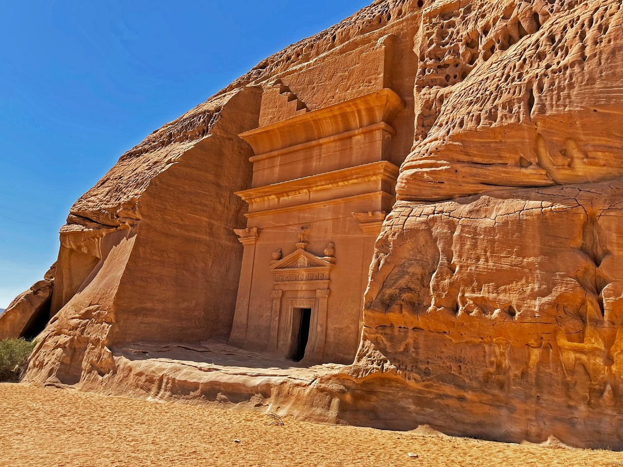 Jabal Al Banat, Hegra Archaeological Site (UNESCO # 1293)