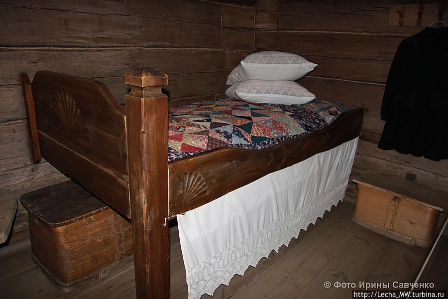 Кроватка,подушечки, перинка.. Суздаль, Россия