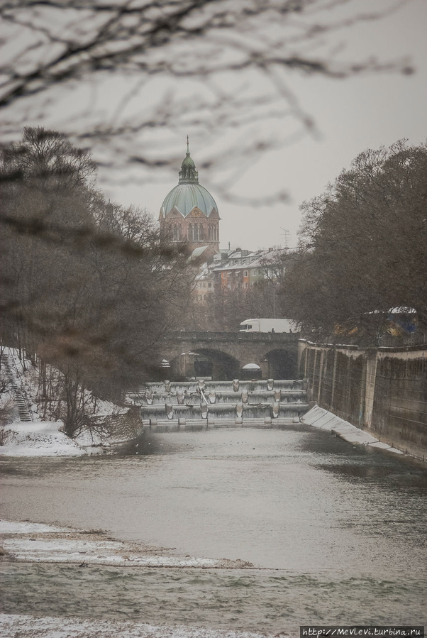 На берегу Изара Мюнхен, Германия