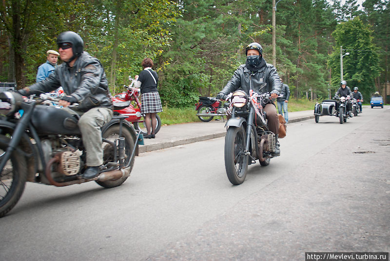 Машинки и блондинки. Забавы старых мальчиков. Юрмала, Латвия