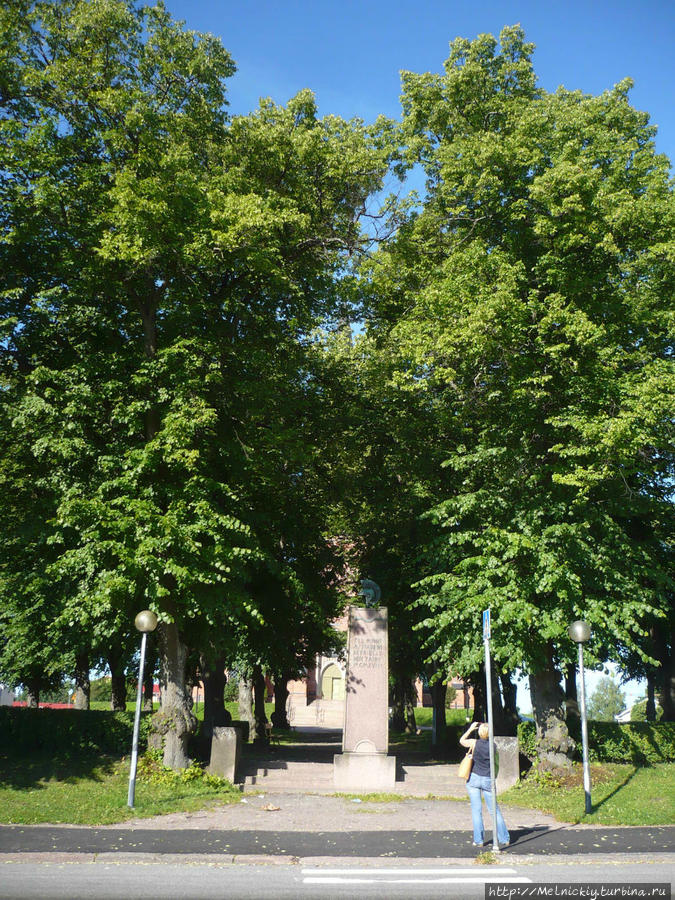 Главная церковь Ловиисы / Loviisan kirkko