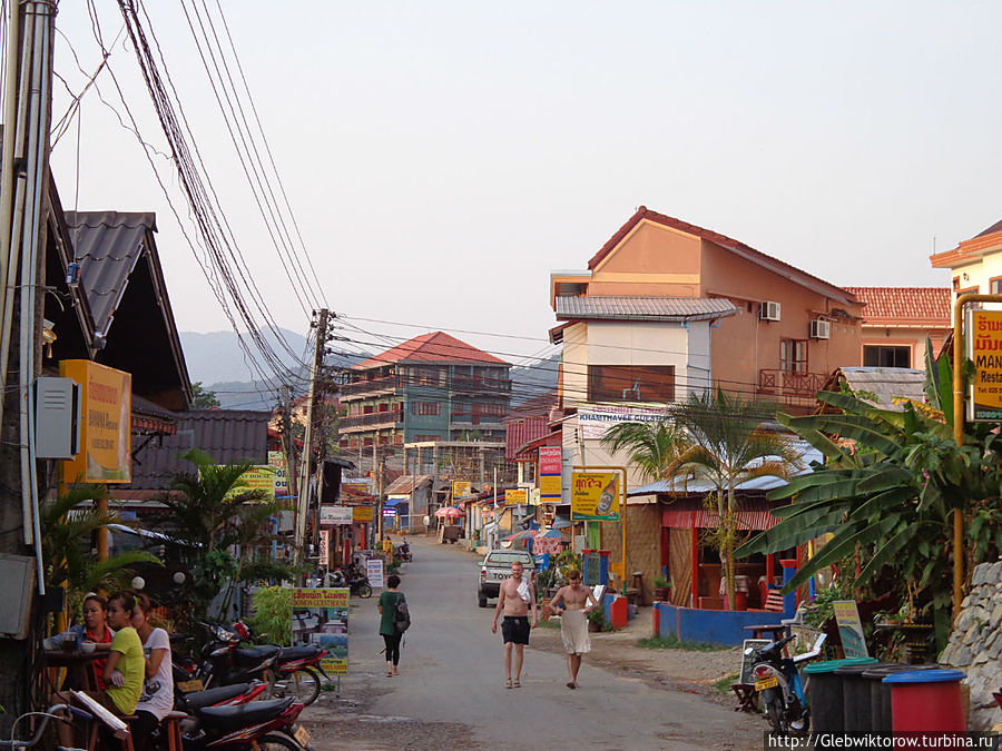 Город Ванвьенг Ванвьенг, Лаос