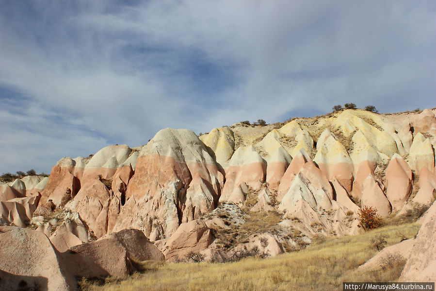 Розовая и Красная долины