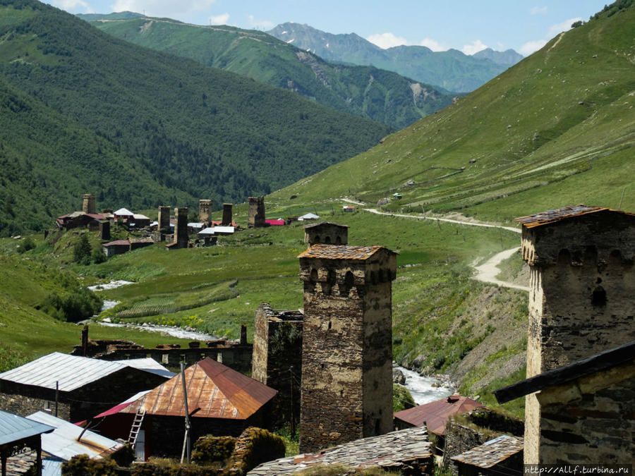 Высокогорное село Ушгули Ушгули - Чвибиани и Жибиани, Грузия