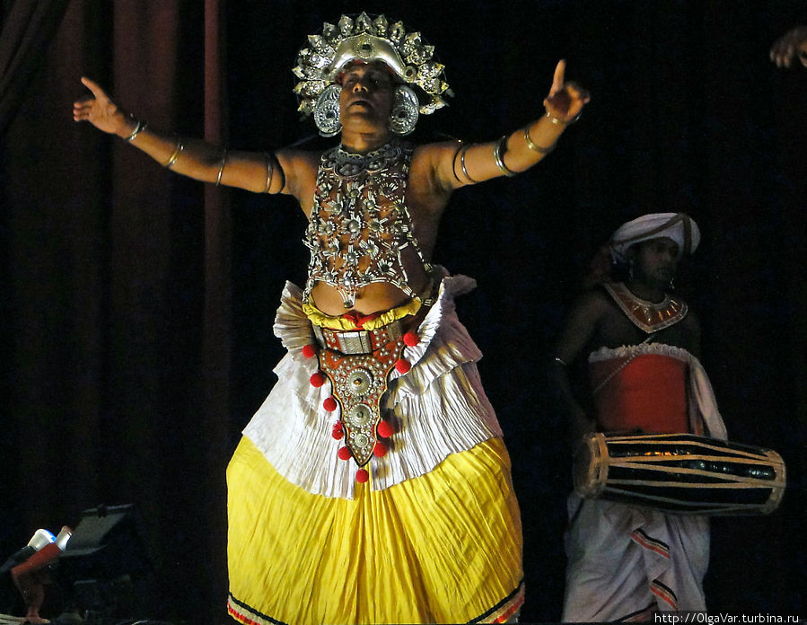 Жар души ланкийского танца Канди, Шри-Ланка