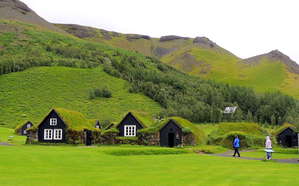 Исландские деревенские дома