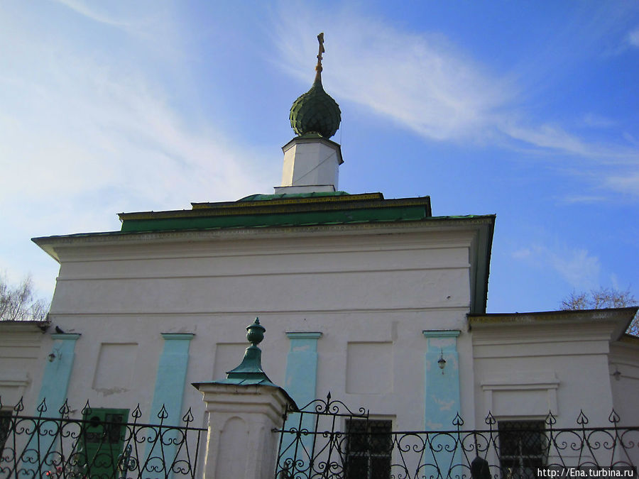 Храм Живоначальной Троицы Ярославль, Россия
