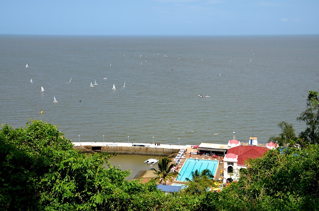 Ж Мапуту, Мозамбик