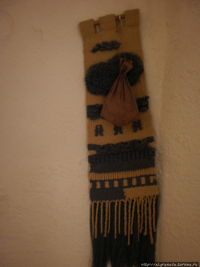 Музей Пещеры Сакромонте Гранада, Испания