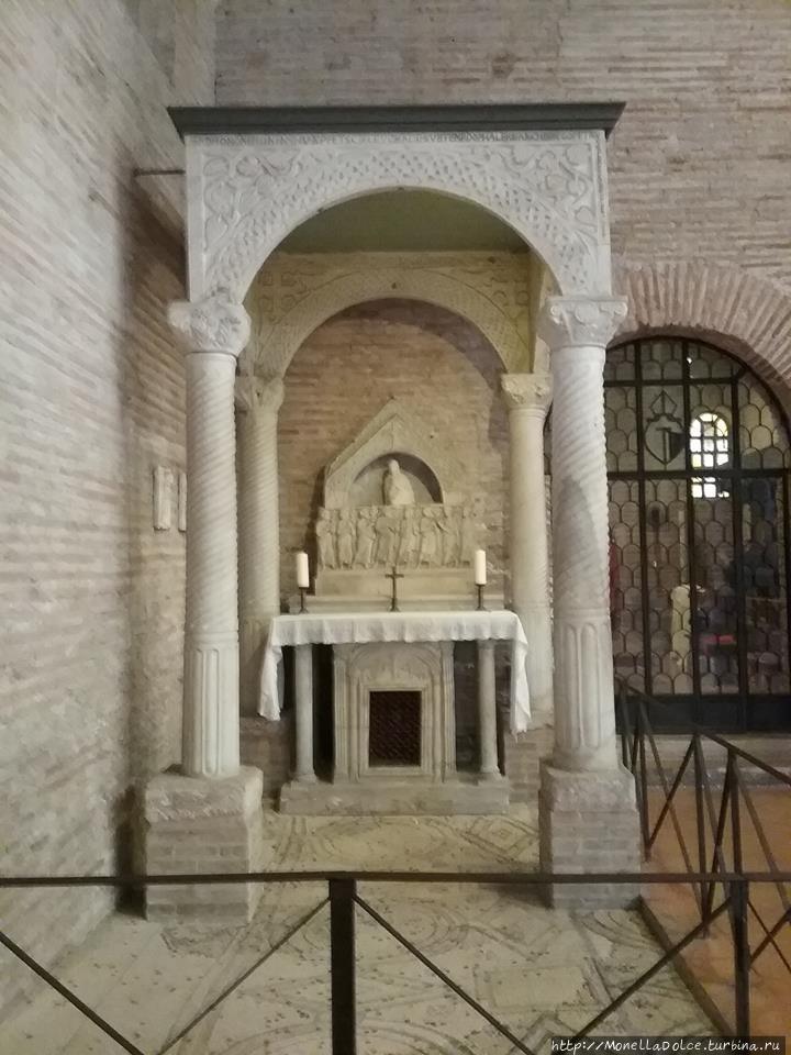 Равэнна: базилика Сант Аполлинарэ ин Классэ Равенна, Италия