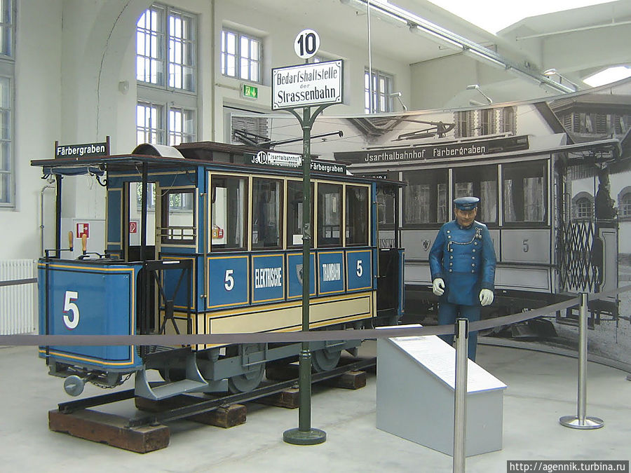 А это первый электрический трамвай Мюнхен, Германия