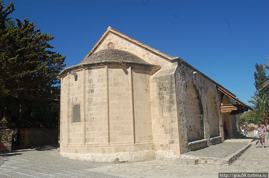 В монастыре Святого Пантелеимона Агрокипия, Кипр