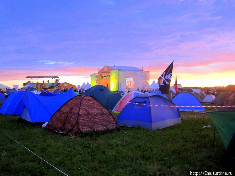 Палаточный лагерь