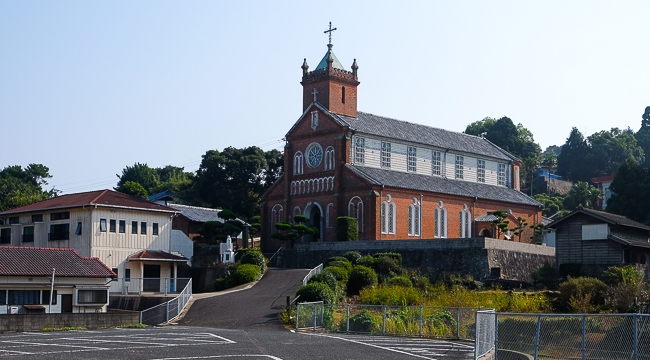 Деревни и католическая церковь на Куросиме / Kuroshima villages and catholic church