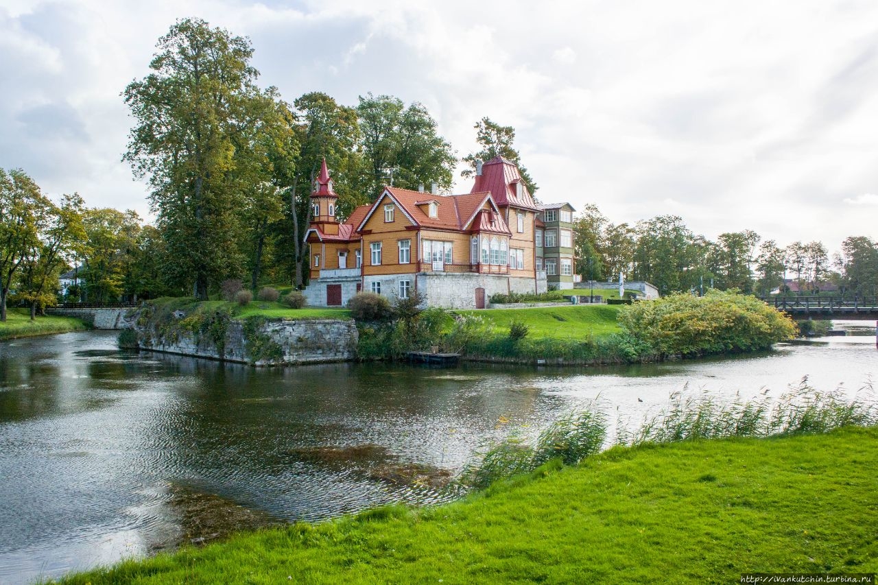 Островная земля Уезд Сааремаа, Эстония