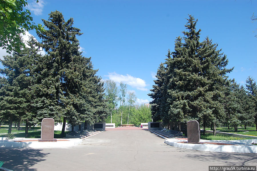 Братская могила на Воскресенском кладбище Саратов, Россия
