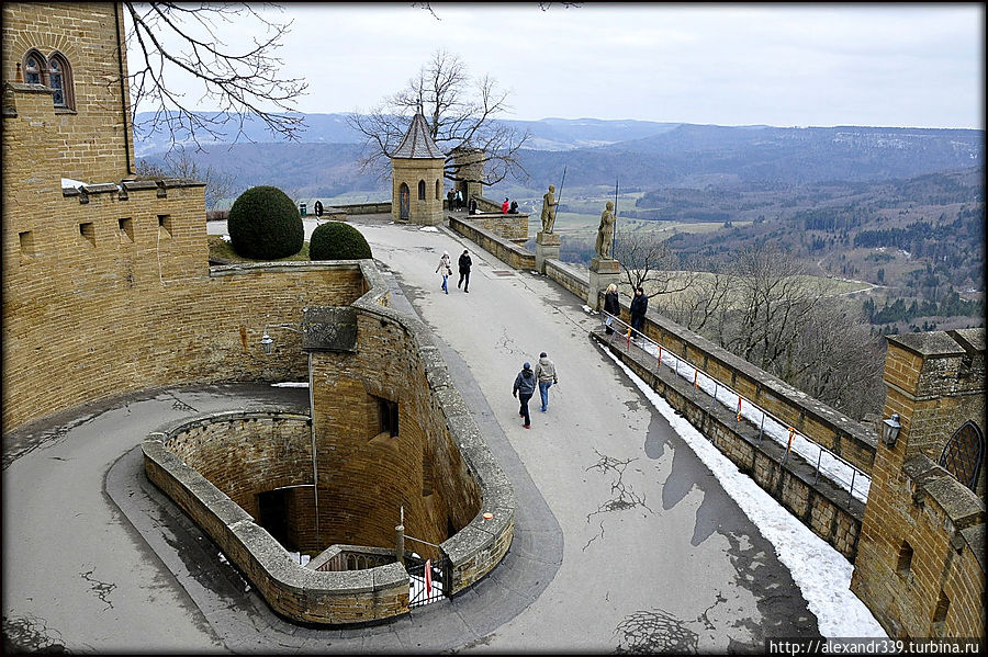 Замок в облаках Хехинген, Германия