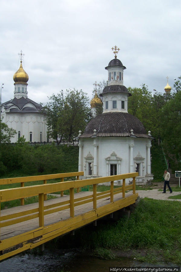 Часовня Пятницкого колодца Сергиев Посад, Россия