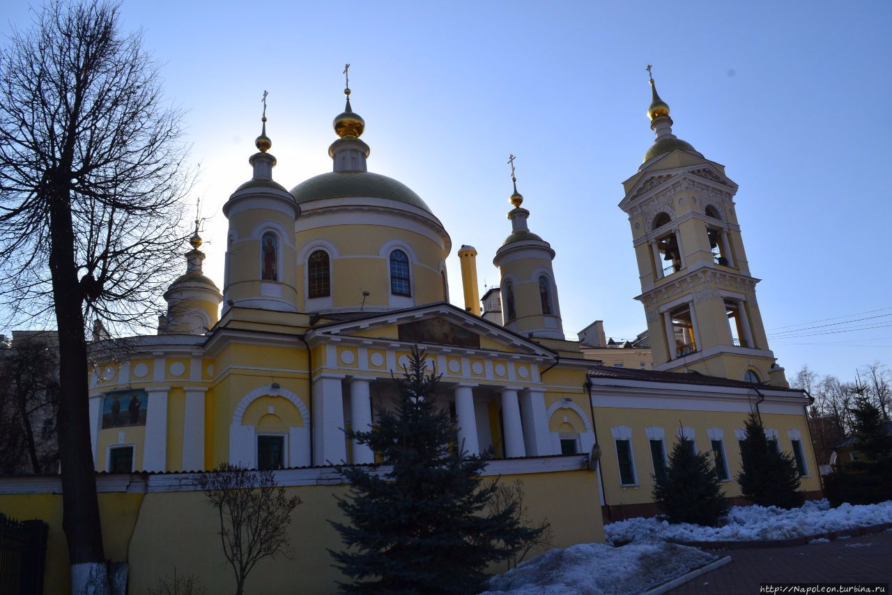 колокольня троицкого собора в подольске. троицкий кафедральный собор подольск. троицкий собор подольск архитектор. троицкий собор подольск. подольск храм кутузова.
