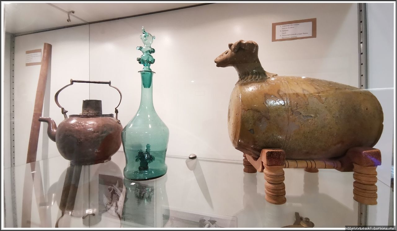 Этот зелёный графинчик называли мерзавчиком.