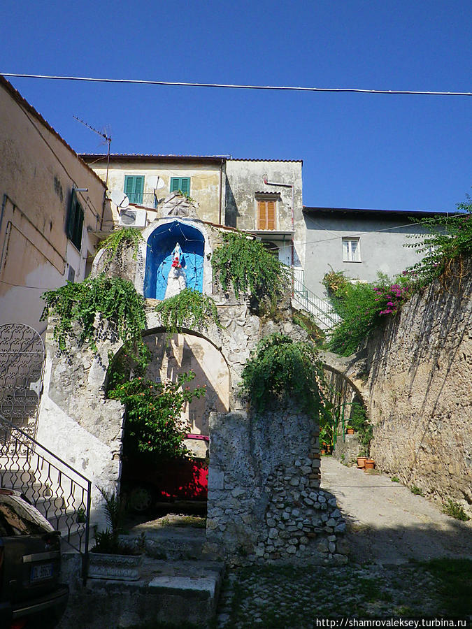 Террачина. Пешком по Аппиевой дороге Террачина, Италия