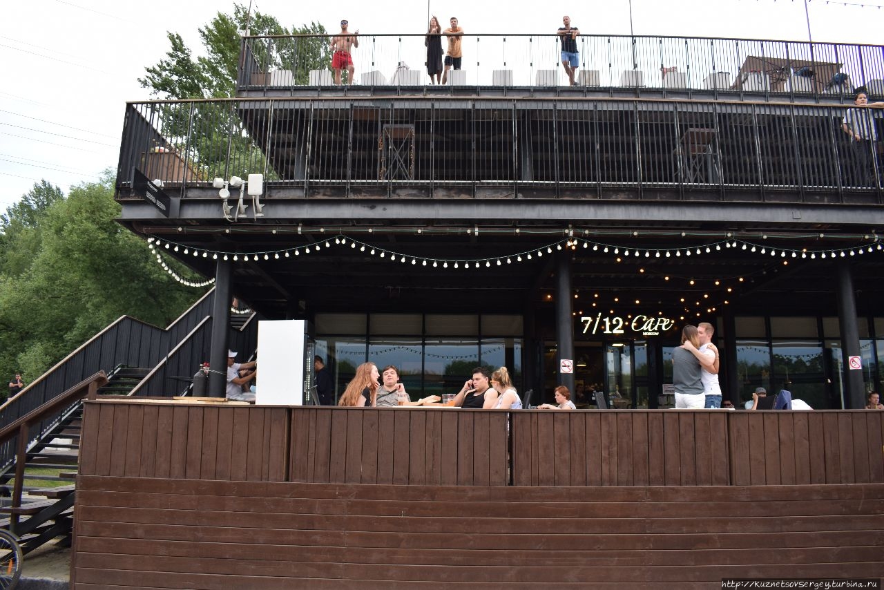 Диалог российского пенсионера и советского студента