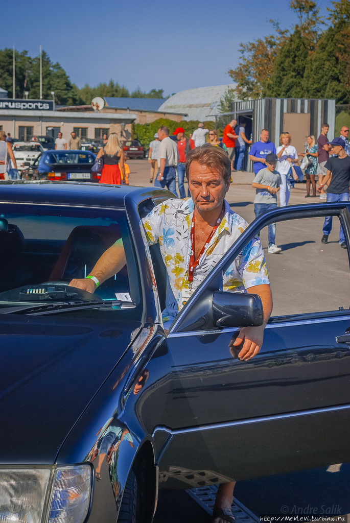 Латвийский  клуб ретромобилей Рига, Латвия