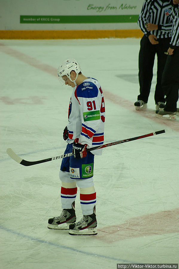 Авангард сильнее Льва Омск, Россия