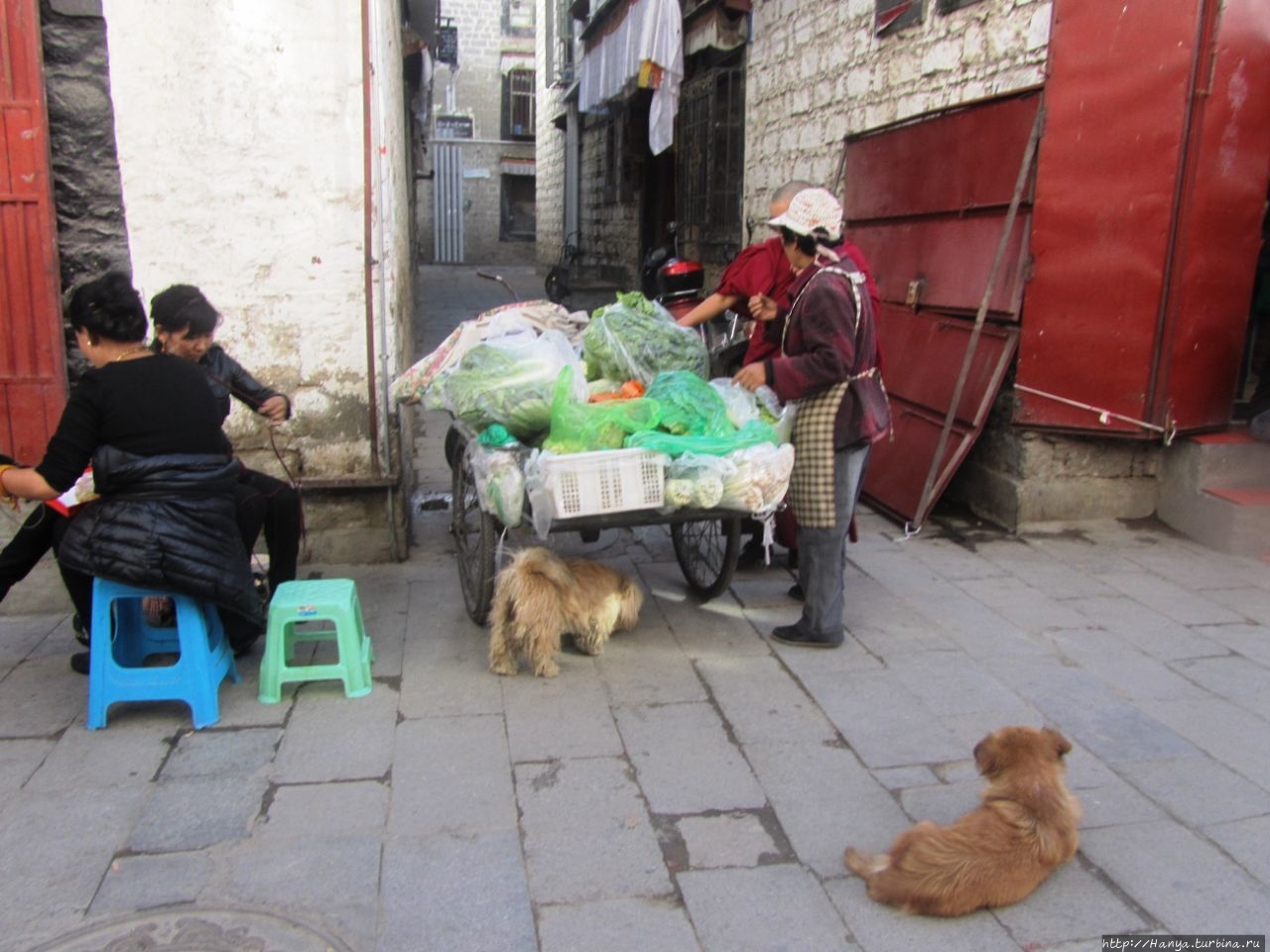 Barkhor Street — Старая часть Лхасы Лхаса, Китай