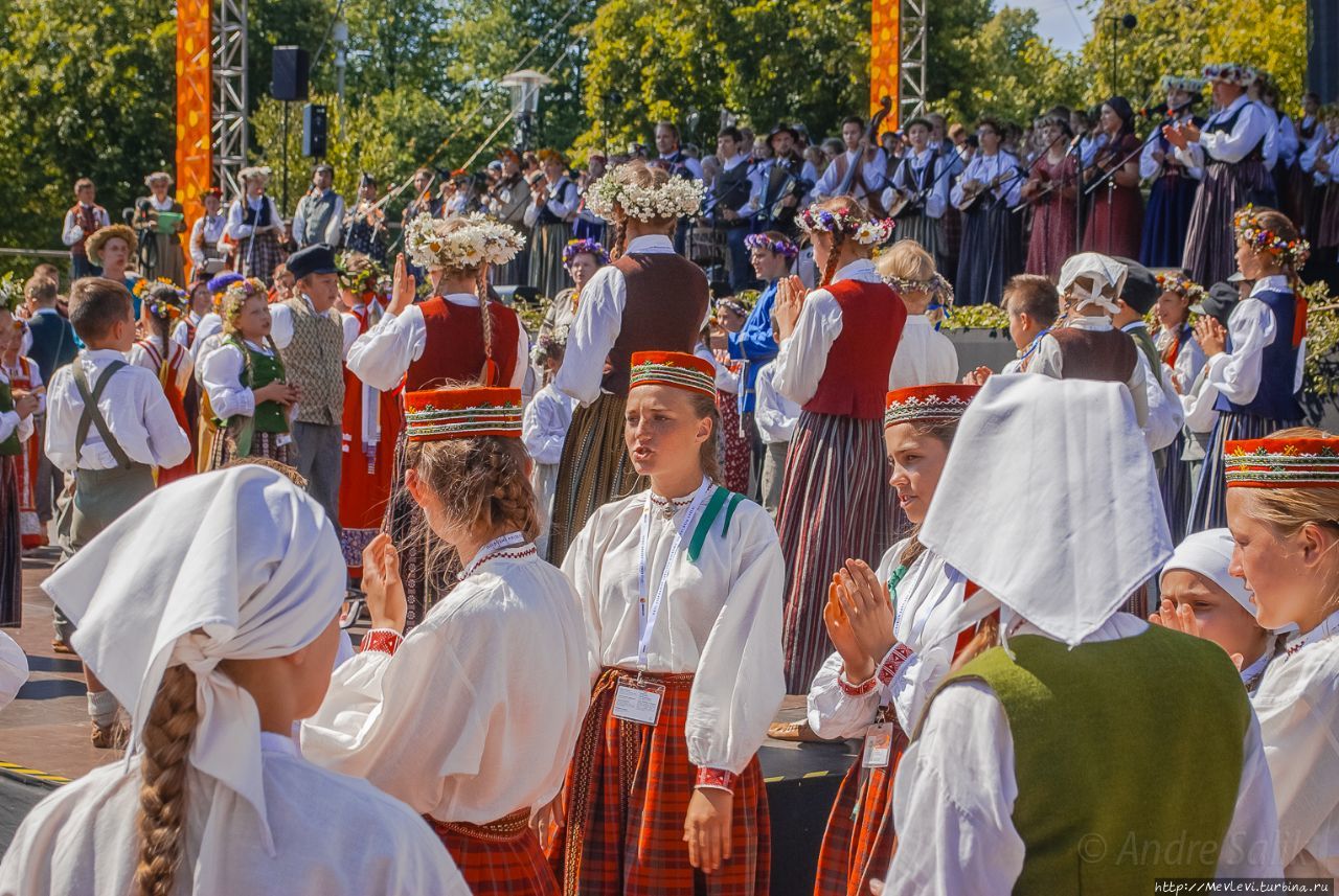 На Эспланаде на  Празднике песни и танца Рига, Латвия