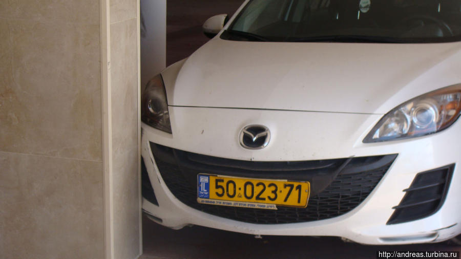 В Израиле плохо водят автомобили и ещё хуже паркуются Израиль