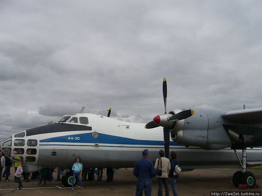 Небо — их дом Пушкин, Россия
