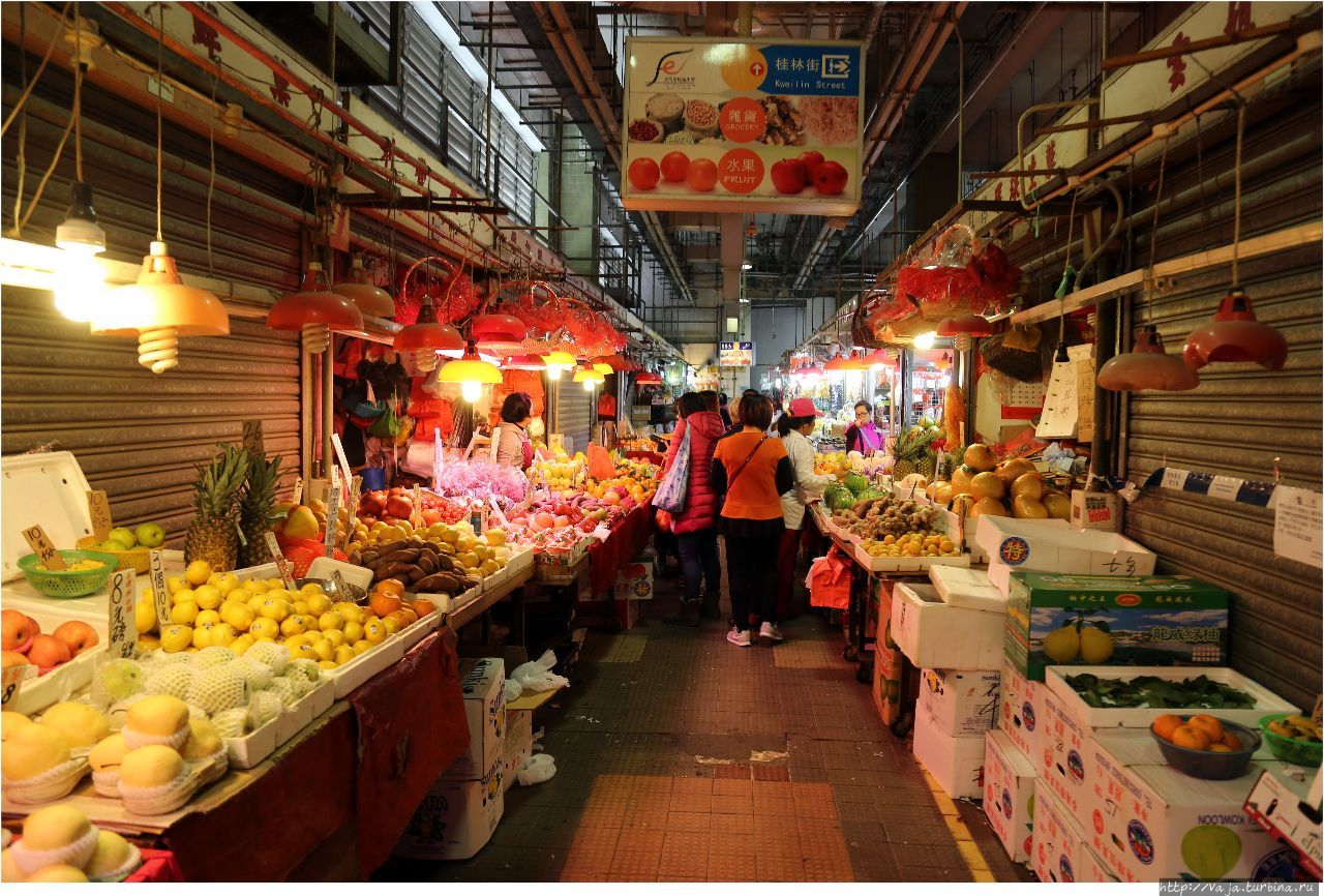 Один день из жизни одного из рынков Гонконга Гонконг