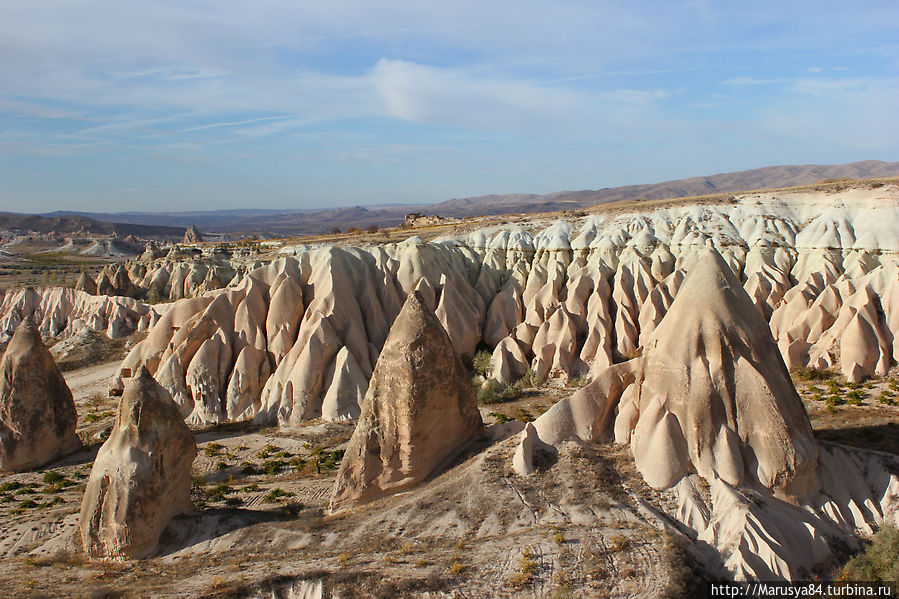 Розовая и Красная долины