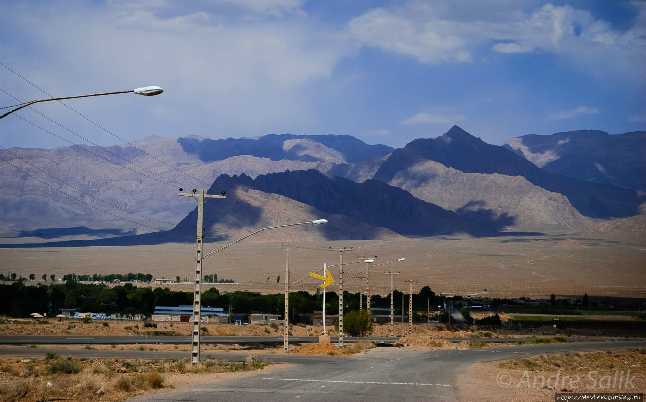 Moshtaghie (Three — Domes) (Kerman) Керман, Иран