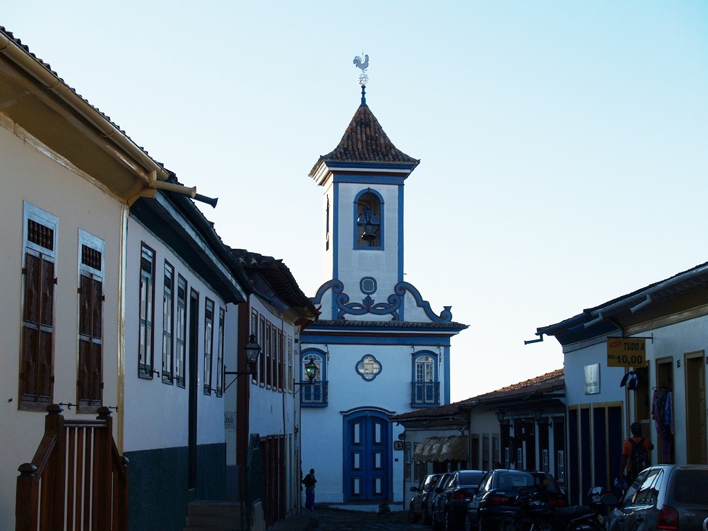 Церковь Святой Богоматери Ампару / Igreja de Nossa Senhora do Amparo