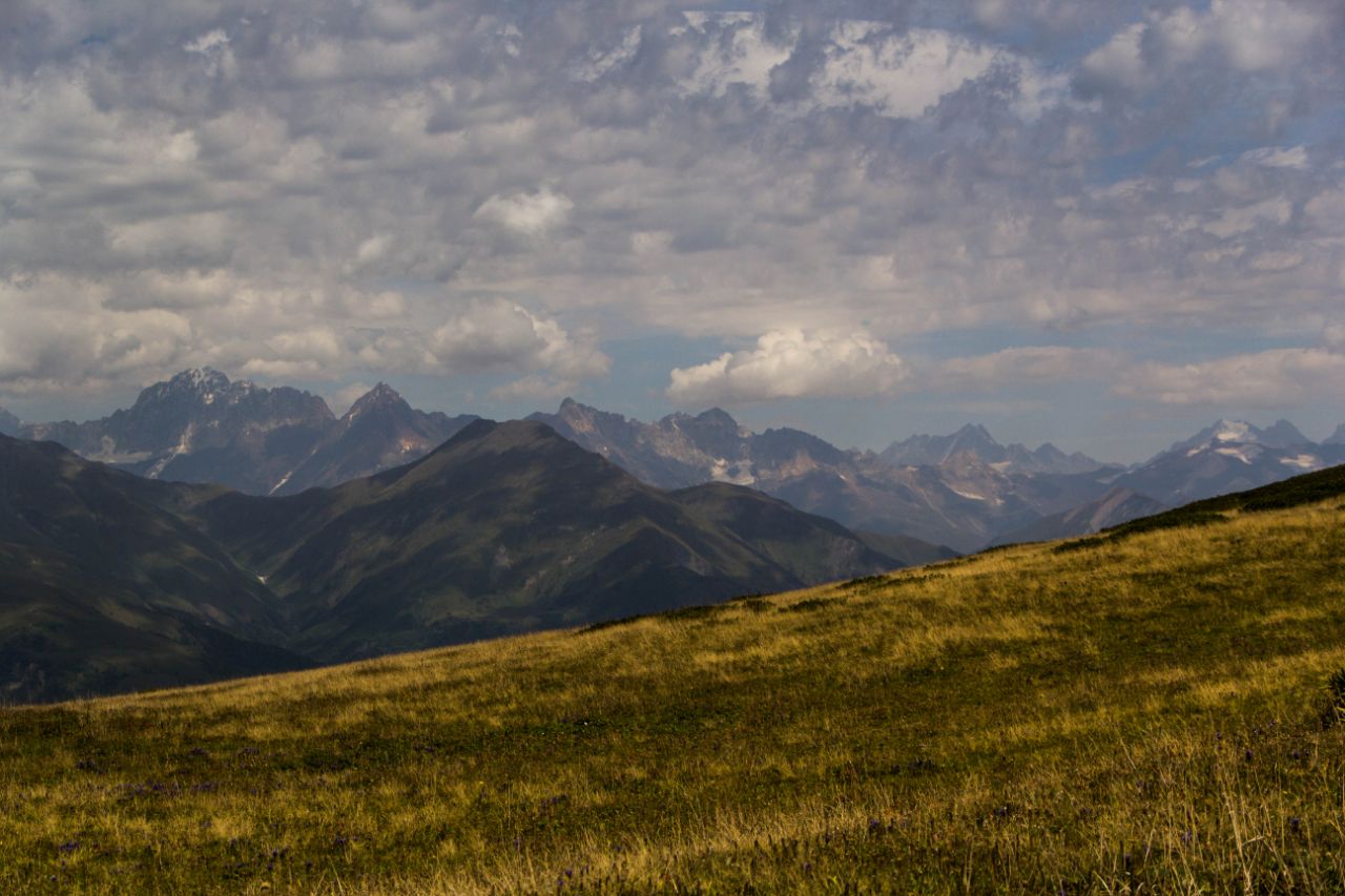 Озеро в горах Сасаши, Грузия