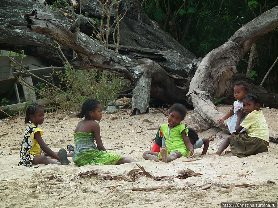 Ловите улыбки Нуси Комба, Мадагаскар