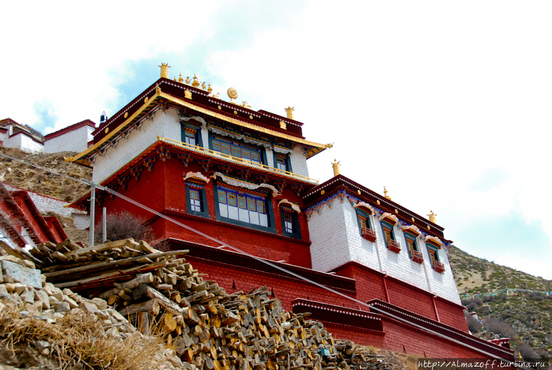 Монастырь Дрикунг Тил Лхаса, Китай