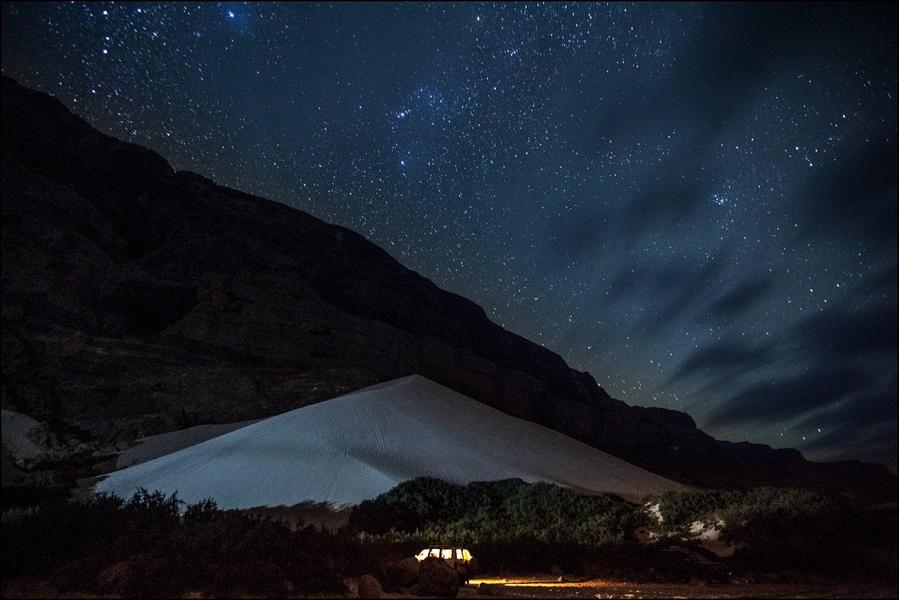 Ночь в кемпинге на пляже Archer Йемен