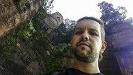 Андрей Алмазов в парке Большого Будды в Лешань