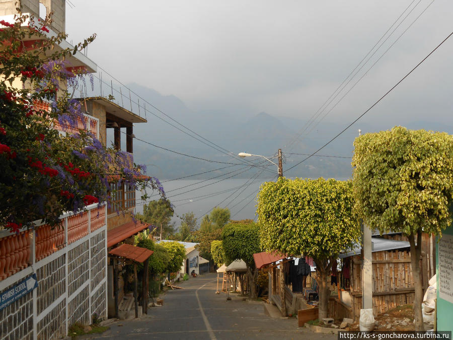 Озеро Атитлан, San Juan La Laguna Антигуа, Гватемала