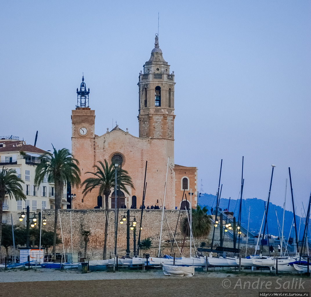 Развлечения на закате Ситжес, Испания
