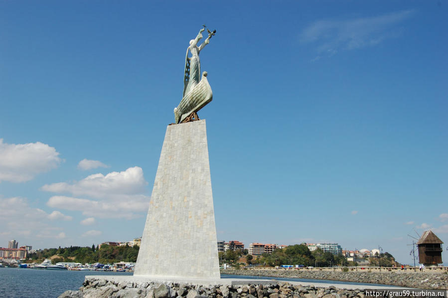 Памятник Святому Николе Несебр, Болгария