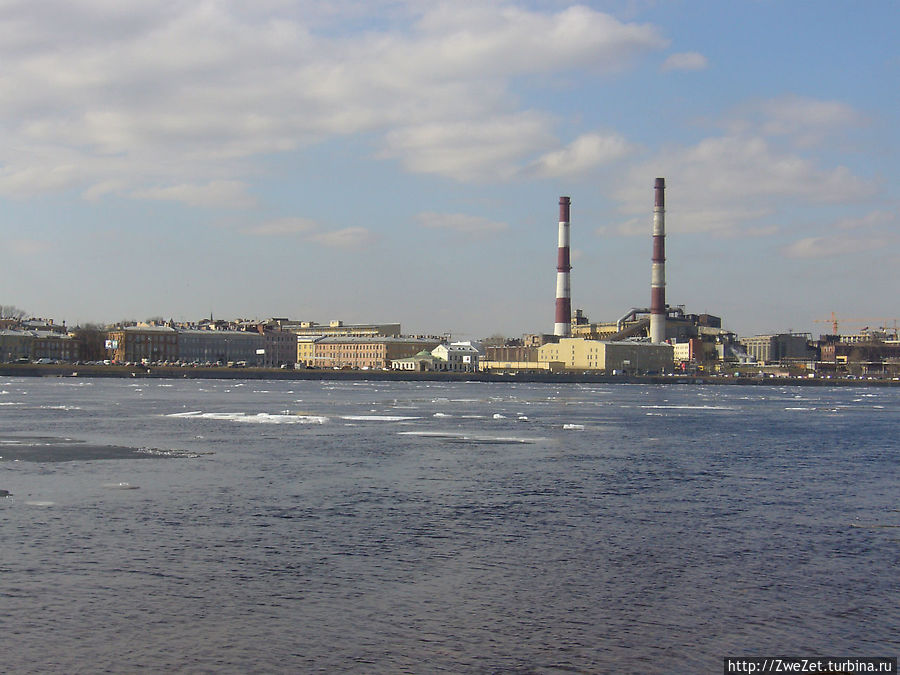 Я этим городом храним. Вдоль главной водной артерии. Санкт-Петербург, Россия