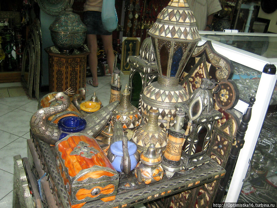 В торговых кварталах Танжера Танжер, Марокко