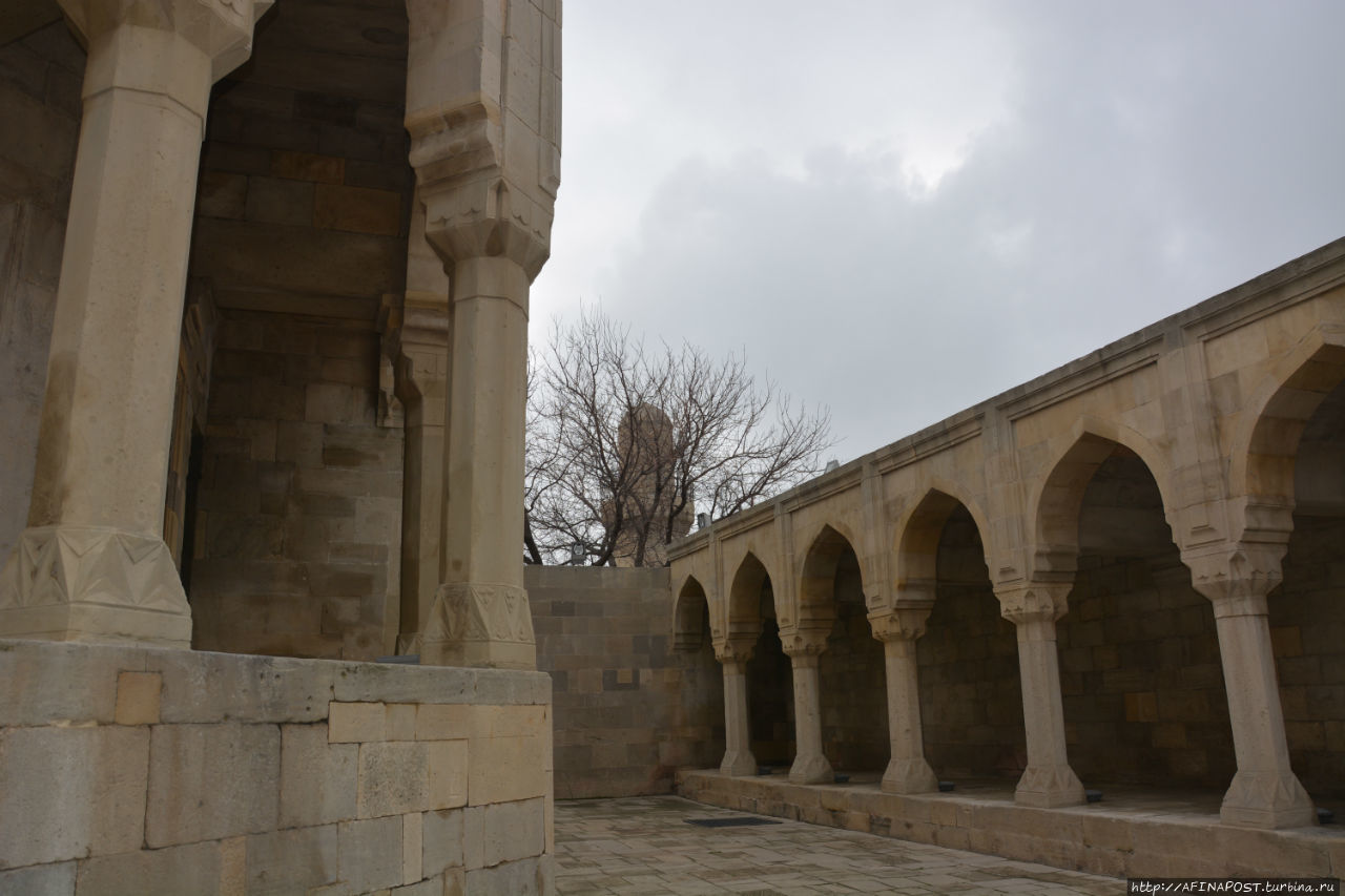 Диван-хане — шахский недострой Баку, Азербайджан