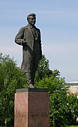 Памятник рожденному в г.Уржуме Кострикову Сергею Мироновичу (Кирову)