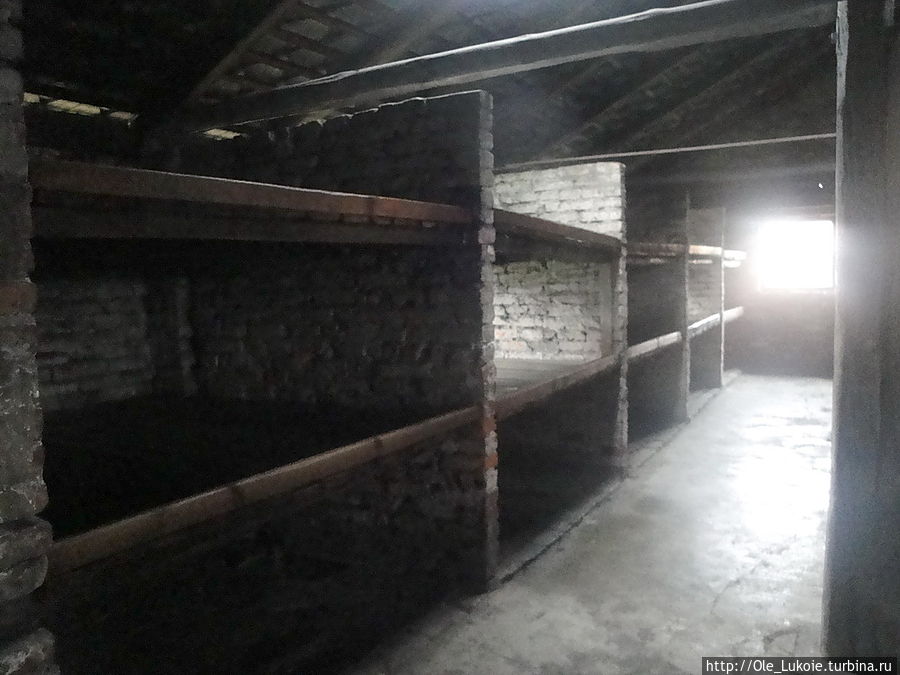 Внутри одного из бараков Освенцим, Польша
