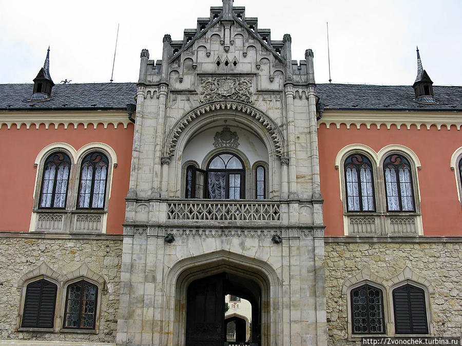 Замок Сихров. Замок Чёрной Дамы Сихров, Чехия